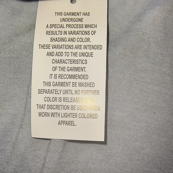 NWT Authentic Piggy Tee with Ombre Grey Base in Size Youth Medium - Picture 6 of 7